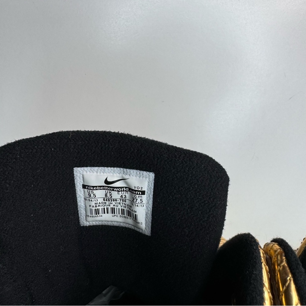 Men’s size 9.5 Nike LeBron 11 NSW lifestyle QS black history month gold high top - Picture 4 of 11